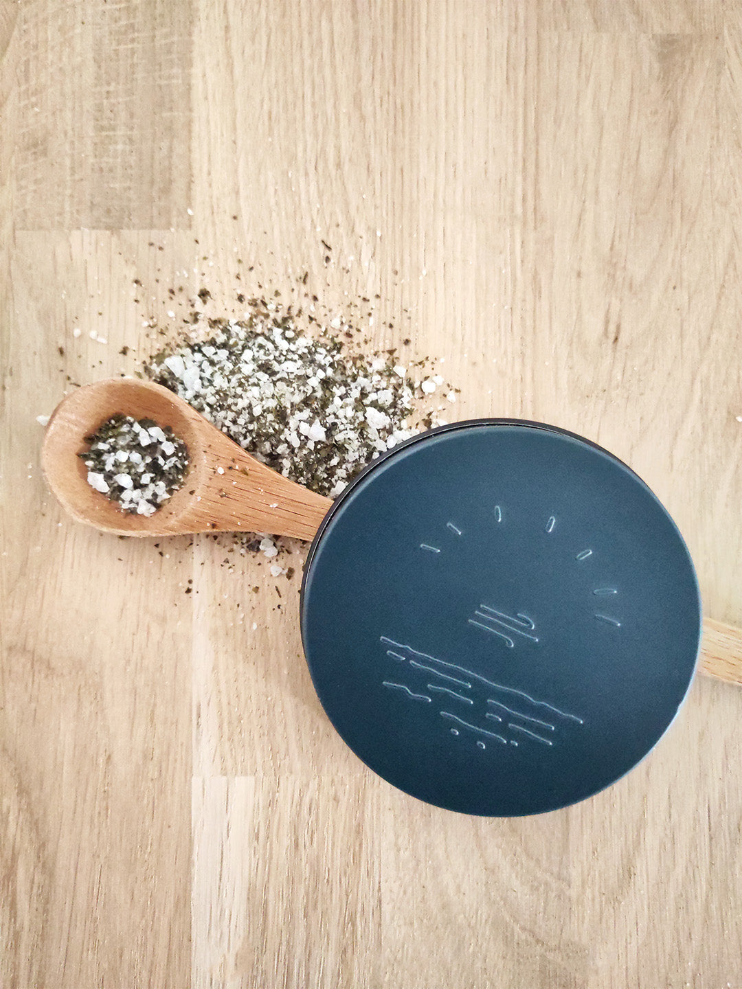 Sea Salt Crystals & Seaweed Flakes - For the kitchen 120g